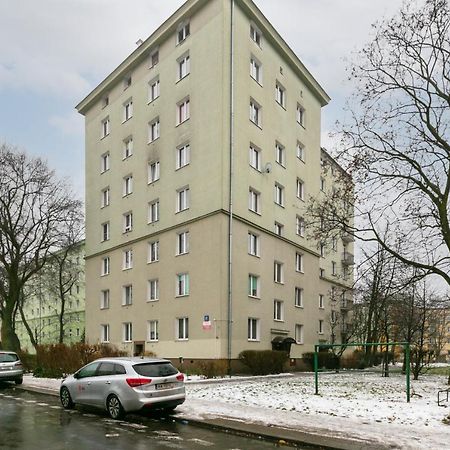 Wola Apartment With Balcony & Close To Metro By Noclegi Renters Warsaw Exterior photo